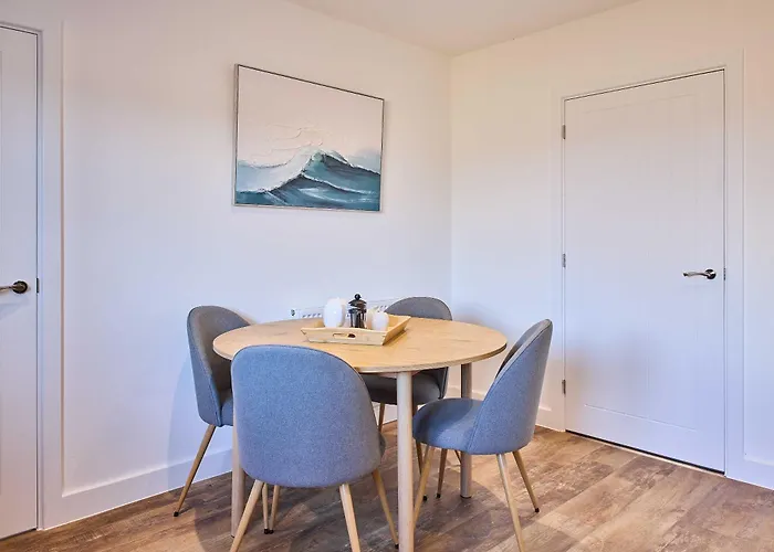 Host & - Abbey View House Holiday home *