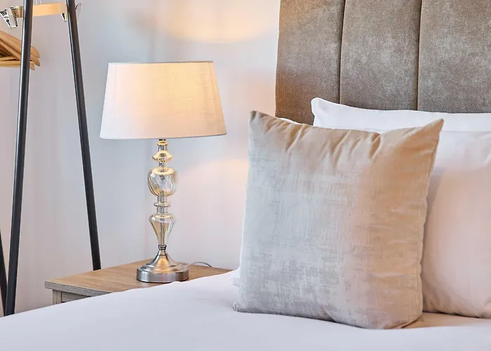 Host & - Abbey View House Holiday home